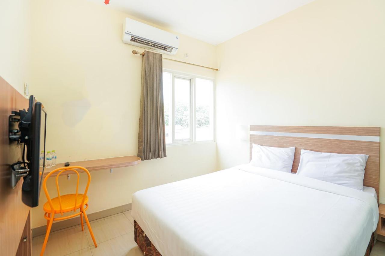 Pratisarawirya By Ecommerceloka Hotel 2*
