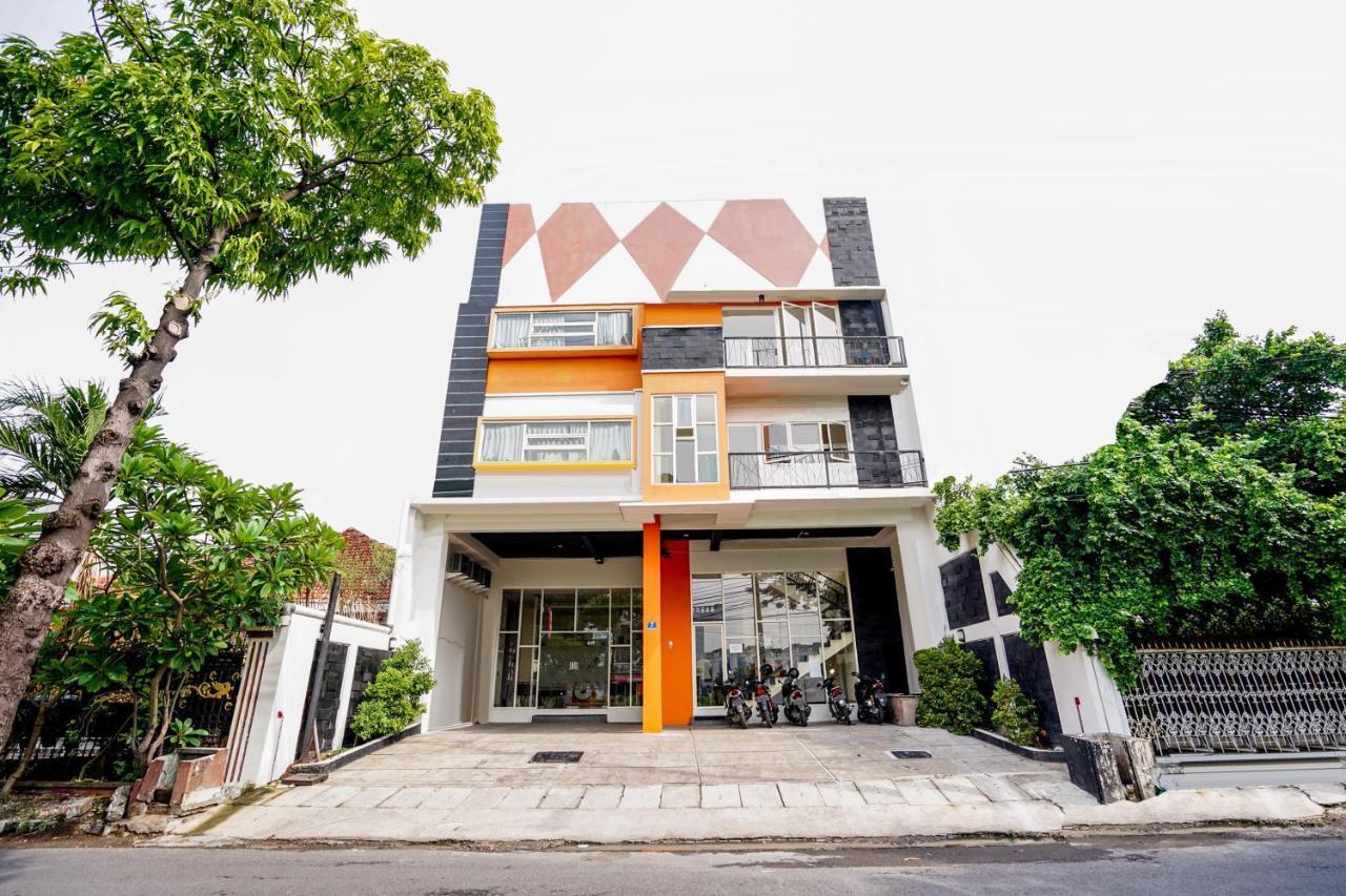 Pratisarawirya By Ecommerceloka Hotel 2*