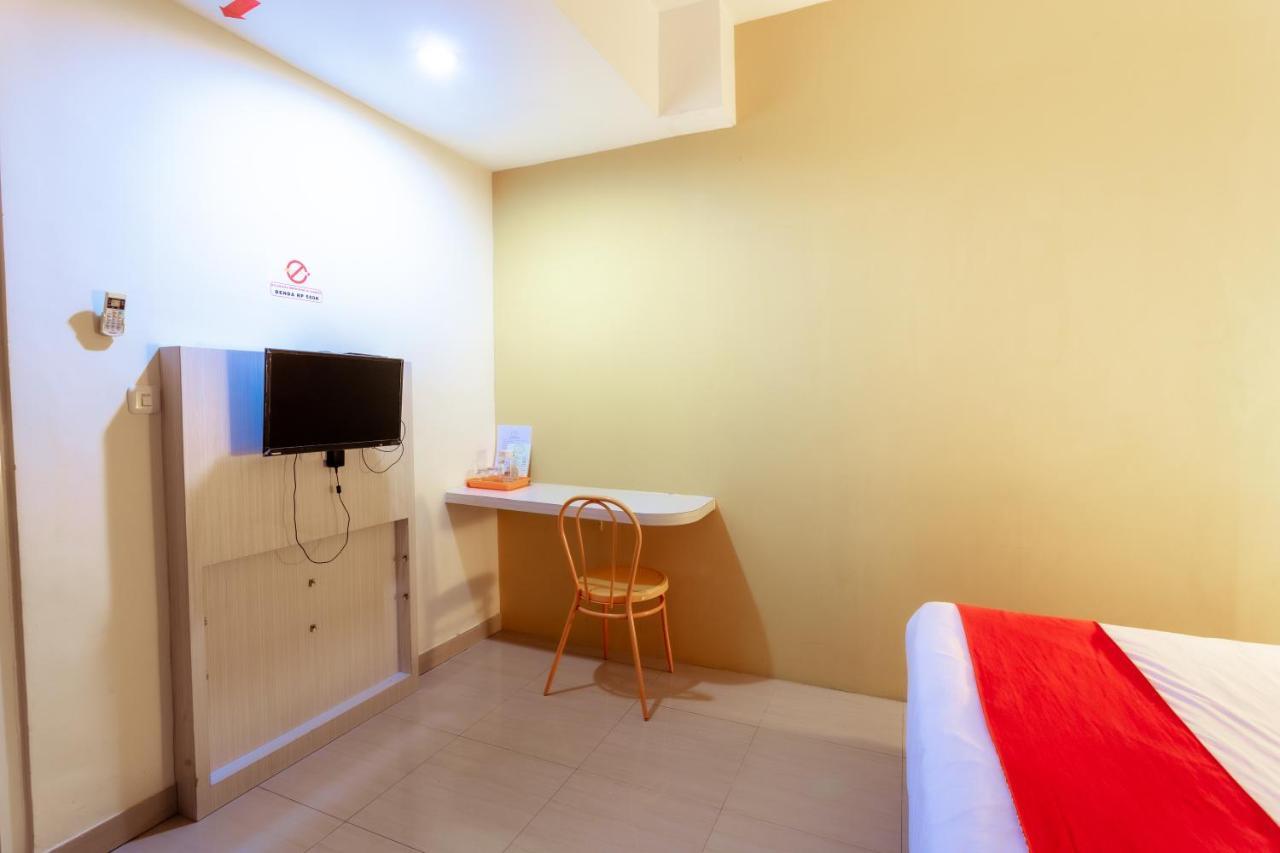 Pratisarawirya By Ecommerceloka Hotel 2*